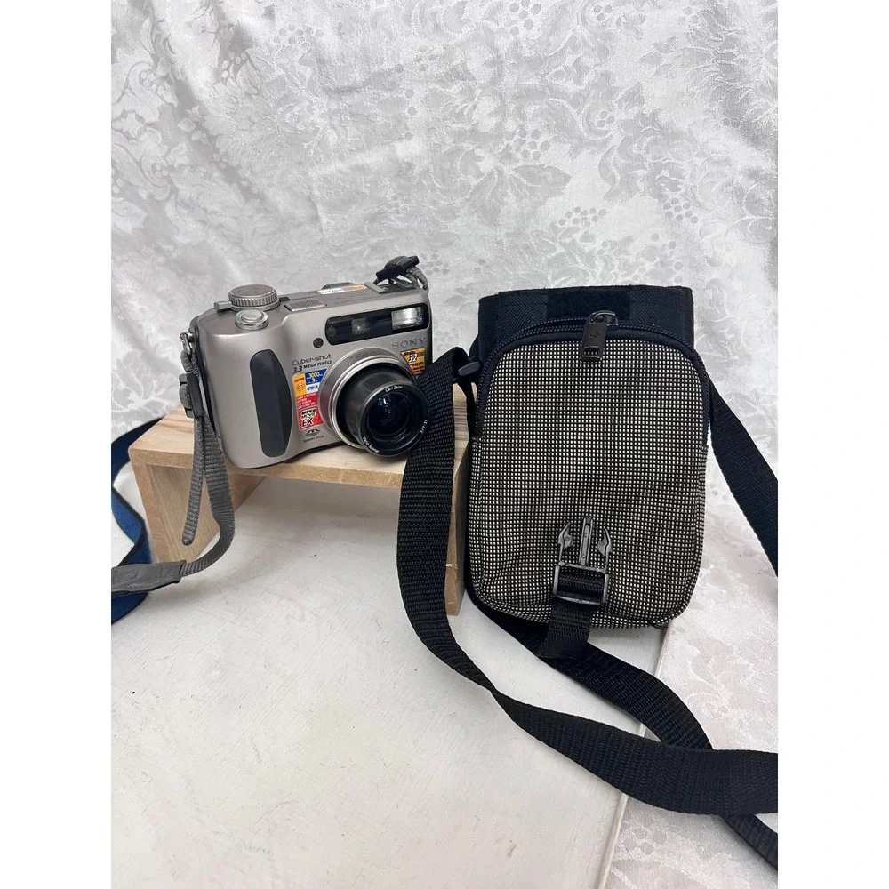 Sony Cyber-shot DSC-S75 3.3MP Digital Camera Silver Carl Zeiss Lens Tested